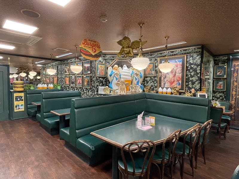 Lucky Pierrot Goryokaku Koen Mae